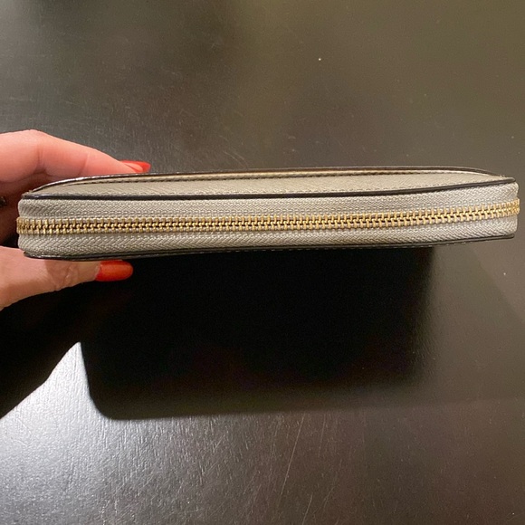 Kate Spade Zip Around Wallet Gray - Picture 8 of 14